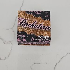 Benefit Rockateur Blush in Gold and Pink